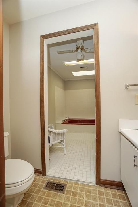 11034 Toddtee Ln, Montgomery, OH 45242 photo 21