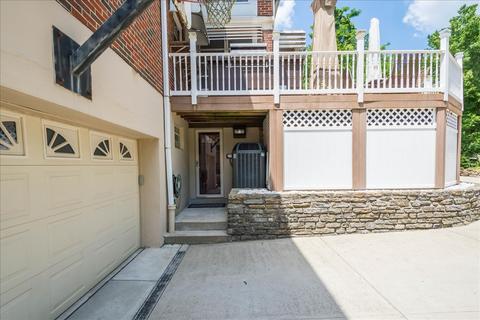 2882 Temple Ave, Cincinnati, OH 45211 photo 4