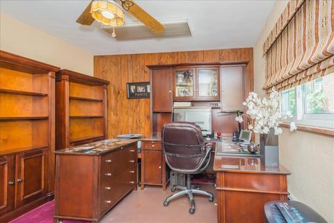 2882 Temple Ave, Cincinnati, OH 45211 photo 17