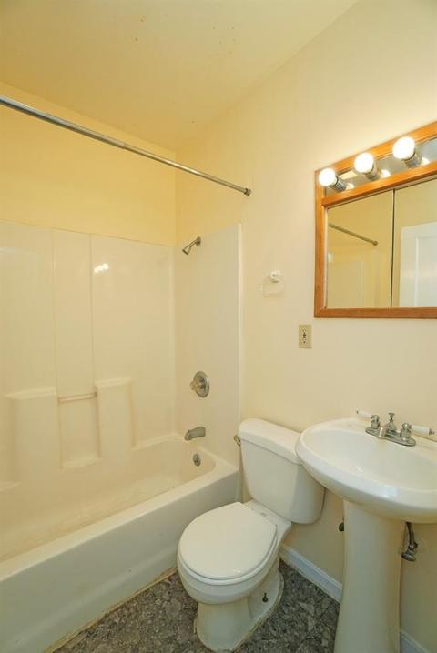 6261 Sturdy Ave, Cincinnati, OH 45230 photo 12