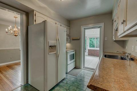 945 Winsray Ct, Cincinnati, OH 45224 photo 7