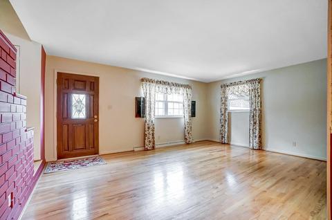 5230 Andy Ct, Cincinnati, OH 45238 photo 3