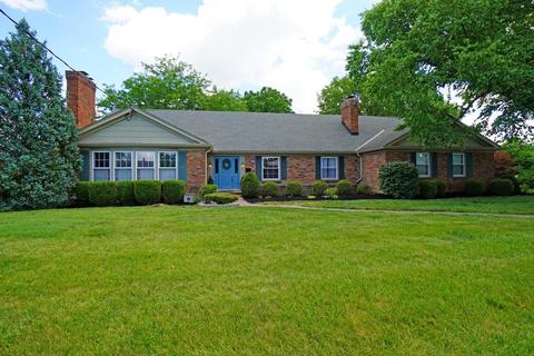 2776 Cyclorama Dr, Cincinnati, OH 45211 photo 1