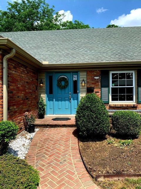 2776 Cyclorama Dr, Cincinnati, OH 45211 photo 3