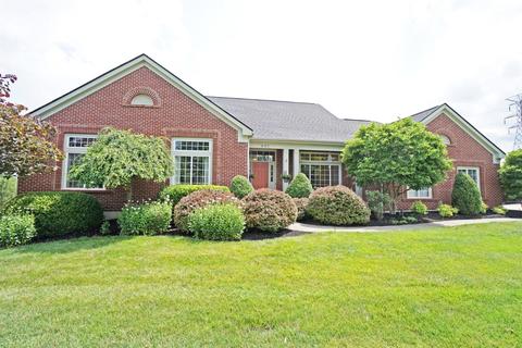 837 Dorgene Ln, Cincinnati, OH 45244 photo 2