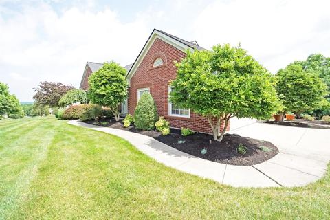 837 Dorgene Ln, Cincinnati, OH 45244 photo 4