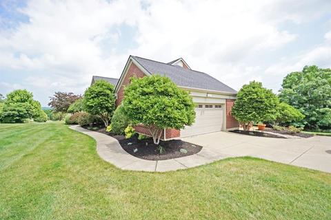 837 Dorgene Ln, Cincinnati, OH 45244 photo 3