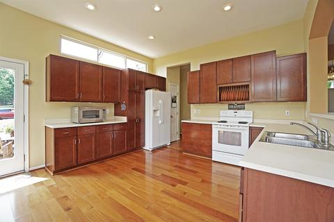 837 Dorgene Ln, Cincinnati, OH 45244 photo 5