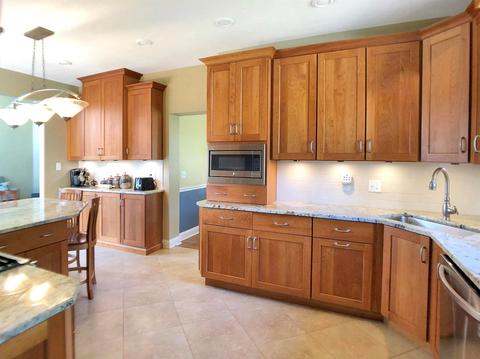 4564 Hampton Pointe Dr, Cincinnati, OH 45248 photo 6