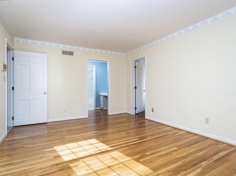9313 Long Ln, Cincinnati, OH 45231 photo 21