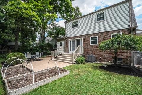 1611 Dell Ter, Cincinnati, OH 45230 photo 29