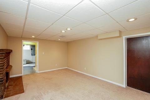1611 Dell Ter, Cincinnati, OH 45230 photo 26