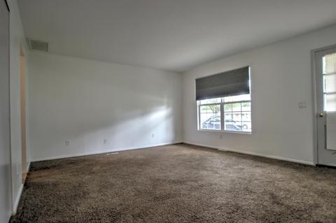 5425 Ehrling Rd, Cincinnati, OH 45227 photo 3