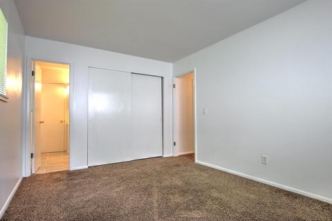 5425 Ehrling Rd, Cincinnati, OH 45227 photo 10