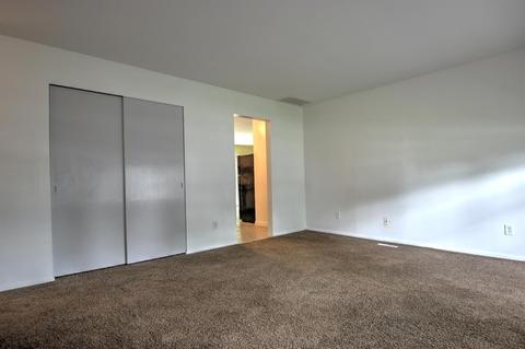 5425 Ehrling Rd, Cincinnati, OH 45227 photo 4