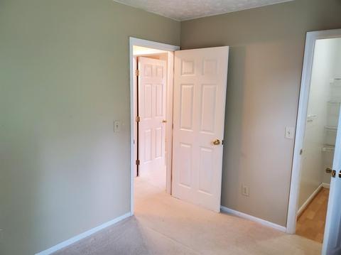 682 Bluebird Ln, Cincinnati, OH 45244 photo 19