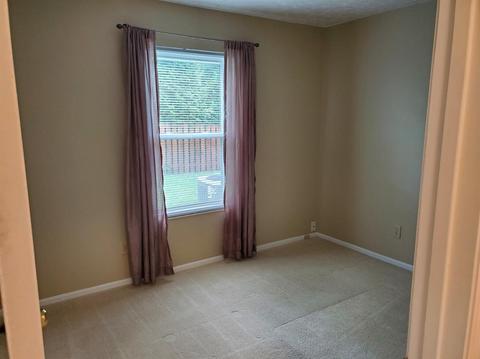 682 Bluebird Ln, Cincinnati, OH 45244 photo 17