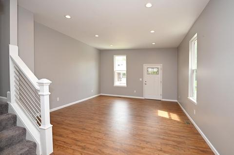3735 Mayfield Ave, Cincinnati, OH 45205 photo 3