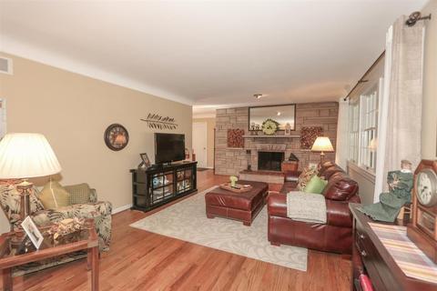 1664 Wolfangel Rd, Cincinnati, OH 45255 photo 5