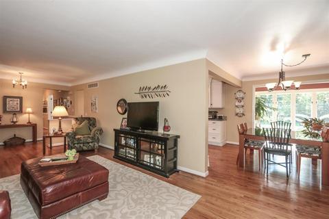 1664 Wolfangel Rd, Cincinnati, OH 45255 photo 8