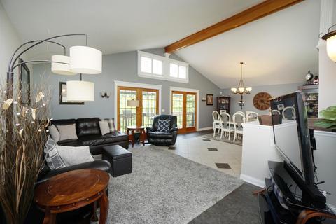 5334 Chatelaine Ct, Cincinnati, OH 45247 photo 5
