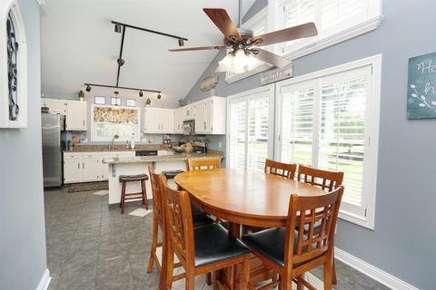 5334 Chatelaine Ct, Cincinnati, OH 45247 photo 9