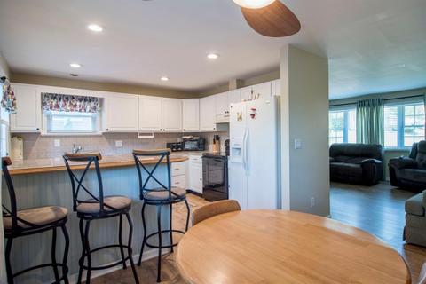 301 Ingram Rd, Greenhills, OH 45218 photo 5