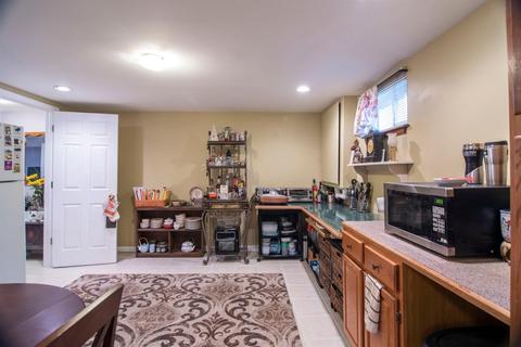 301 Ingram Rd, Greenhills, OH 45218 photo 21