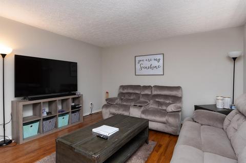 11796 Hanover Rd, Forest Park, OH 45240 photo 2