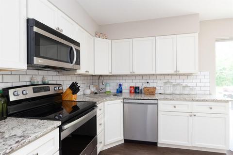 11796 Hanover Rd, Forest Park, OH 45240 photo 5