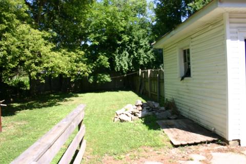 202 Bourbon St, Blanchester, OH 45107 photo 5