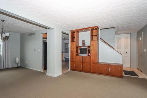 725 Ridgeview Dr, Harrison, OH 45030 photo 9