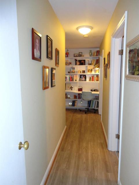 3136 Geyer Woods Ln, Cincinnati, OH 45211 photo 17