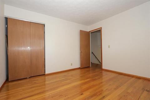 724 Miles Ln, Cincinnati, OH 45245 photo 14