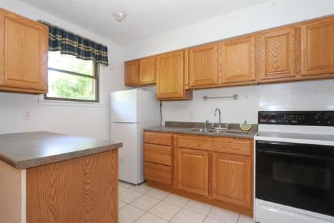 724 Miles Ln, Cincinnati, OH 45245 photo 10