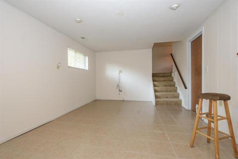 724 Miles Ln, Cincinnati, OH 45245 photo 18
