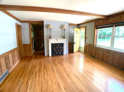 8465 Plainfield Rd, Cincinnati, OH 45236 photo 2