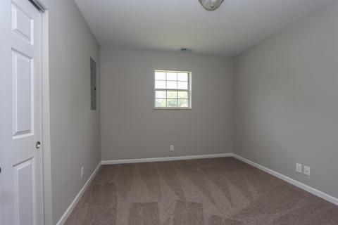 576 Glenrose Ln, Cincinnati, OH 45244 photo 16