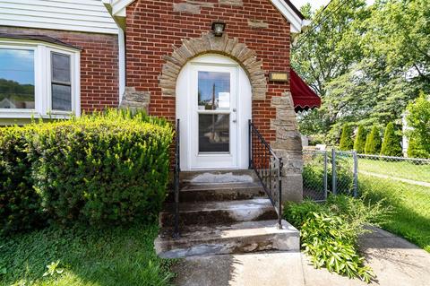 6907 Windward St, Cincinnati, OH 45227 photo 4