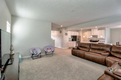 7207 Macarthur Ct, Harrison, OH 45030 photo 8