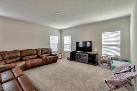 7207 Macarthur Ct, Harrison, OH 45030 photo 7