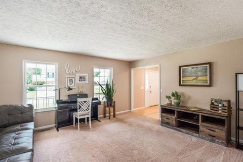546 Hamblin Dr, Cincinnati, OH 45255 photo 6