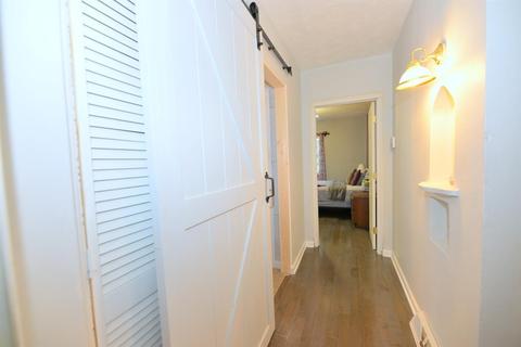5404 Laconia Ave, Cincinnati, OH 45237 photo 5