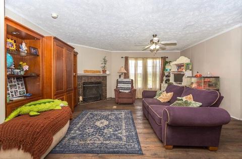 3742 Bauer Rd, Blanchester, OH 45107 photo 12