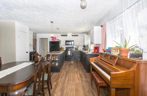 3742 Bauer Rd, Blanchester, OH 45107 photo 4