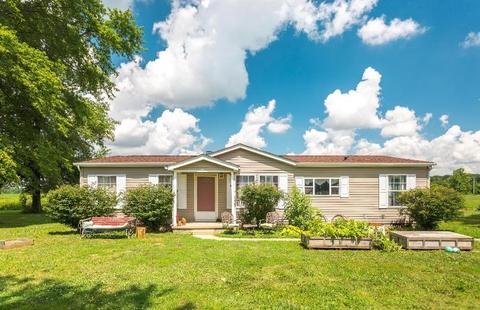 3742 Bauer Rd, Blanchester, OH 45107 photo 1