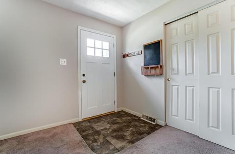 8035 Irwin Ave, Cincinnati, OH 45236 photo 5