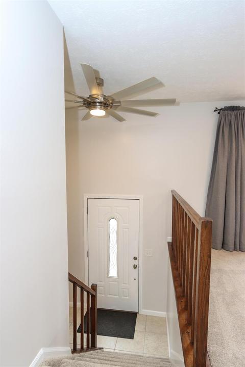 320 Marie Ct, Harrison, OH 45030 photo 4
