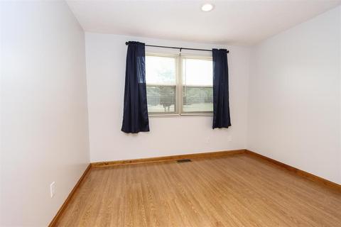 320 Marie Ct, Harrison, OH 45030 photo 14