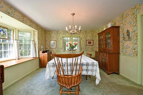 7957 Glenbrook Ct, Cincinnati, OH 45224 photo 5
